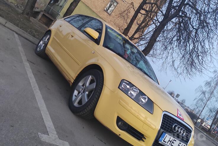 Audi A3 8P/8PA [restyling] Sportback hatchback 5-doors