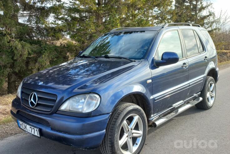 Mercedes-Benz M-Class W163 AMG crossover 5-doors