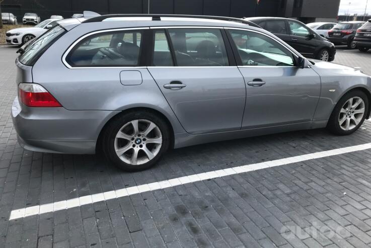 BMW 5 Series E60/E61 Touring wagon