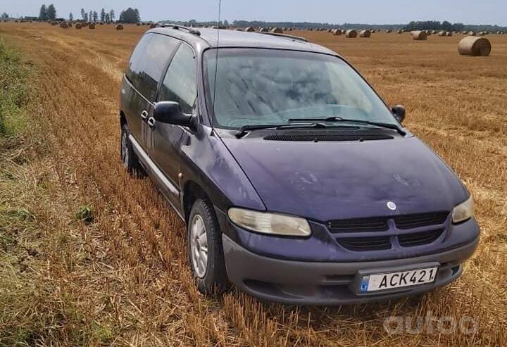 Chrysler Voyager 3 generation Grand minivan 5-doors