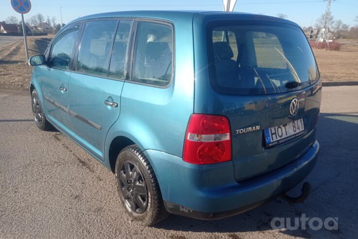 Volkswagen Touran 1 generation Minivan