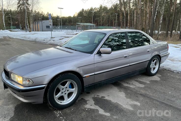 BMW 7 Series E38 Sedan