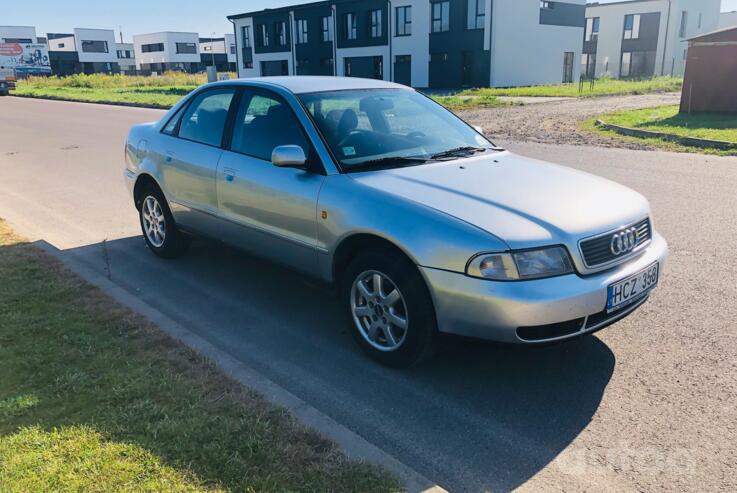 Audi A4 B5 [restyling] Sedan