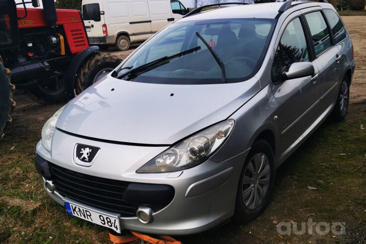 Peugeot 307 1 generation [restyling] Hatchback 5-doors