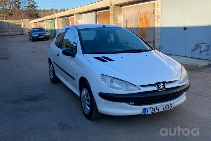 Peugeot 206 1 generation Hatchback 3-doors