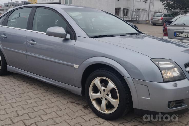 Opel Vectra C GTS hatchback