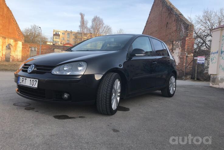 Volkswagen Golf 5 generation Hatchback 5-doors