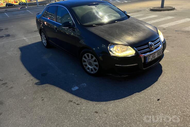 Volkswagen Jetta 5 generation Sedan 4-doors