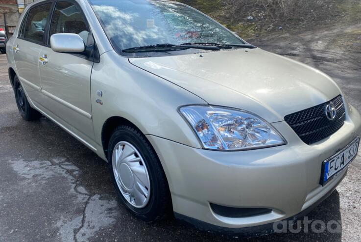 Toyota Corolla E120 Hatchback 5-doors