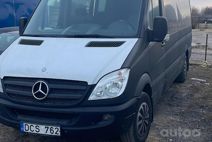 Mercedes-Benz Sprinter Second generation