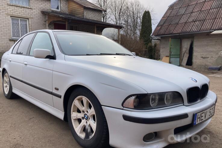 BMW 5 Series E39 Sedan 4-doors