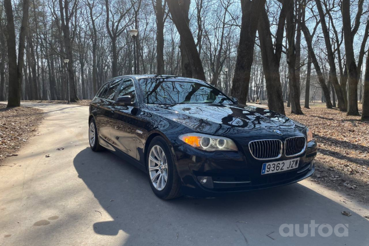 BMW 5 Series F07/F10/F11 [restyling] Touring wagon