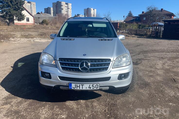 Mercedes-Benz M-Class W164 Crossover 5-doors