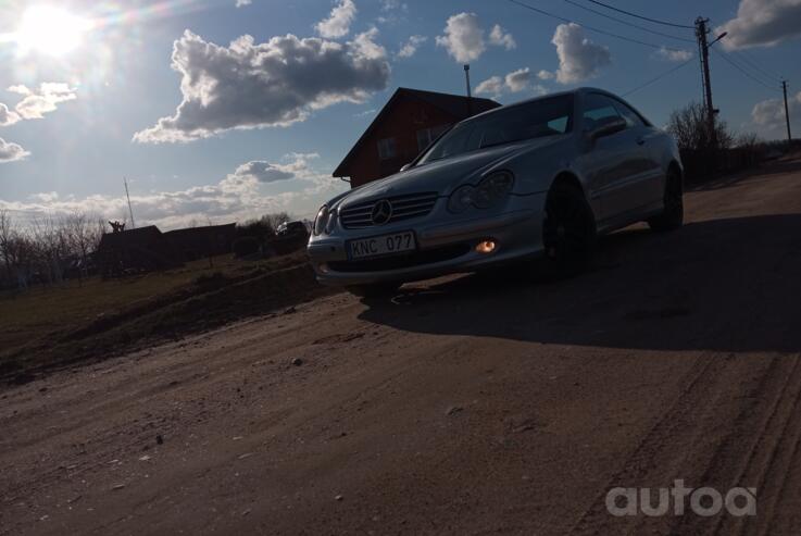 Mercedes-Benz CLK-Class C209 Coupe-Hardtop
