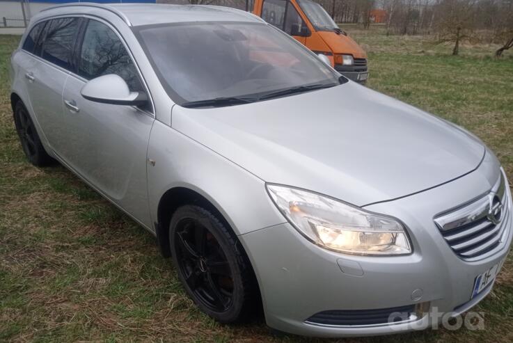 Opel Insignia A Sports Tourer wagon 5-doors
