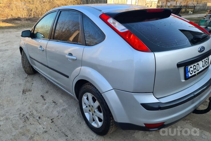 Ford Focus 2 generation Hatchback 5-doors