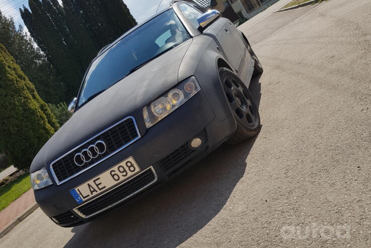 Audi S4 B6/8H Avant wagon 5-doors