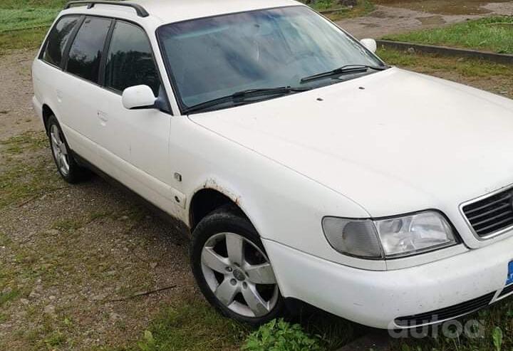 Audi A6 A4/C4 wagon