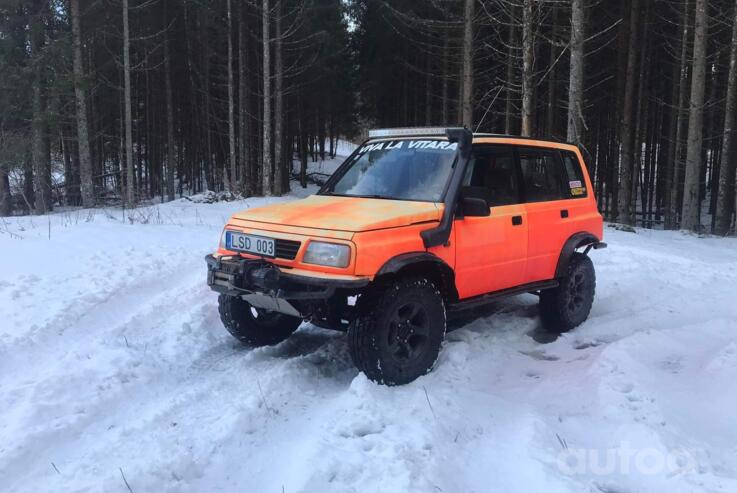Suzuki Vitara 1 generation