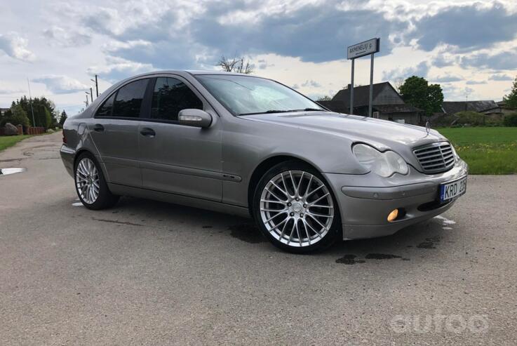 Mercedes-Benz C-Class W203/S203/CL203 Sedan 4-doors