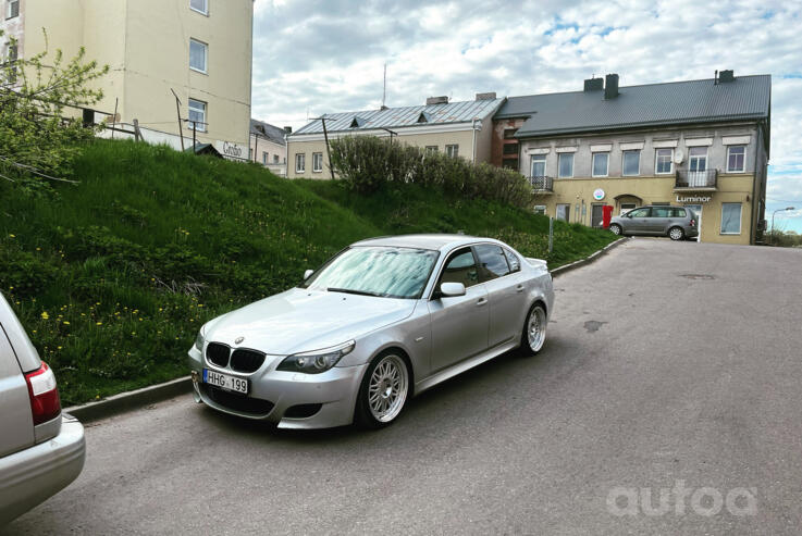 BMW 5 Series E60/E61 Sedan