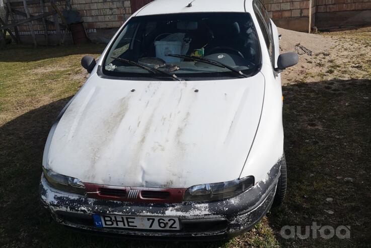 Fiat Brava 1 generation Hatchback