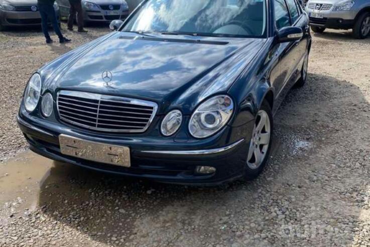 Mercedes-Benz E-Class W211 Sedan