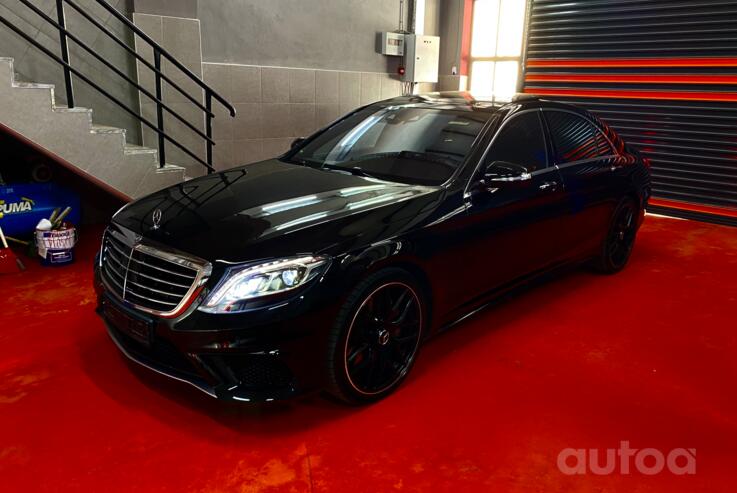 Mercedes-Benz S-Class W222 Sedan