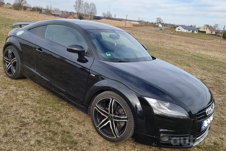 Audi TT 8J S Coupe 2-doors