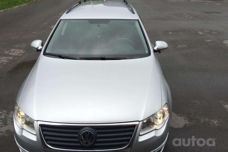 Volkswagen Passat B6 wagon 5-doors