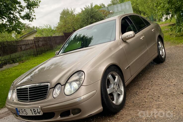 Mercedes-Benz E-Class W211 Sedan