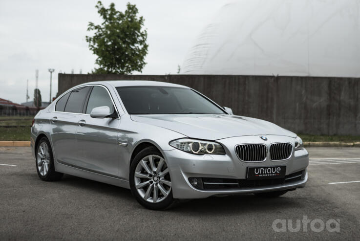 BMW 5 Series F07/F10/F11 Sedan