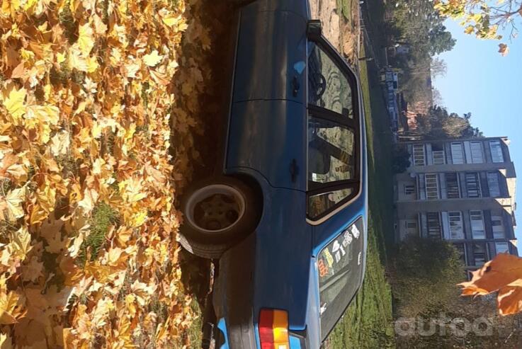 Audi 80 B2 Sedan 4-doors