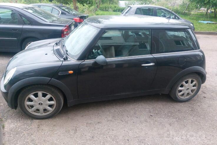 Mini One R50 [restyling] Hatchback