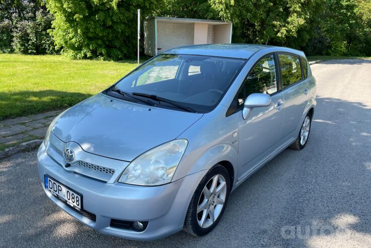 Toyota Corolla Verso 1 generation [restyling] Minivan