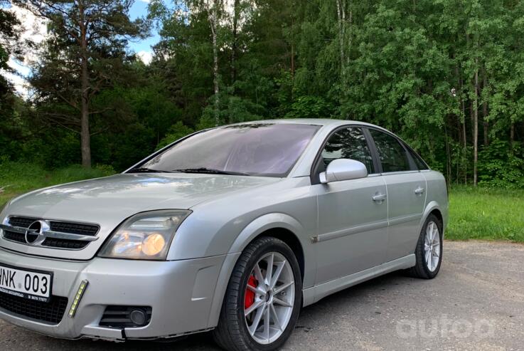 Opel Vectra C GTS hatchback