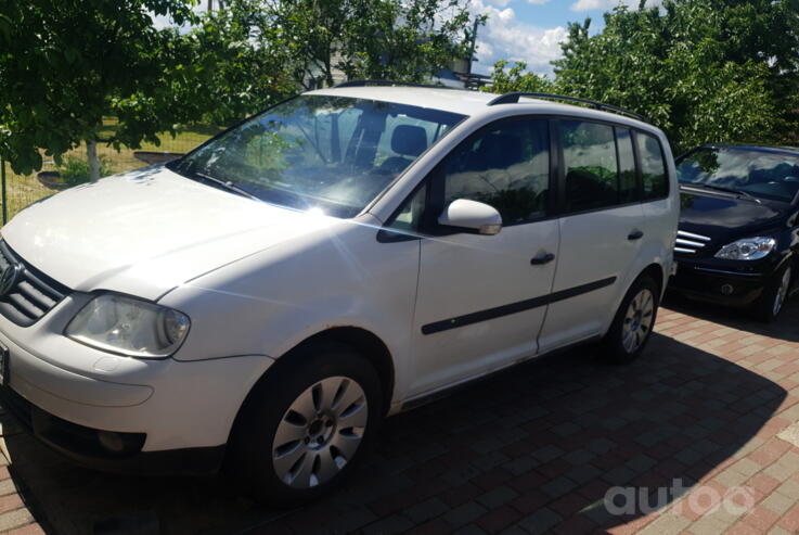 Volkswagen Touran 1 generation Minivan