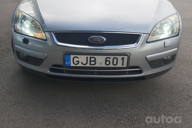 Ford Focus 2 generation Hatchback 5-doors