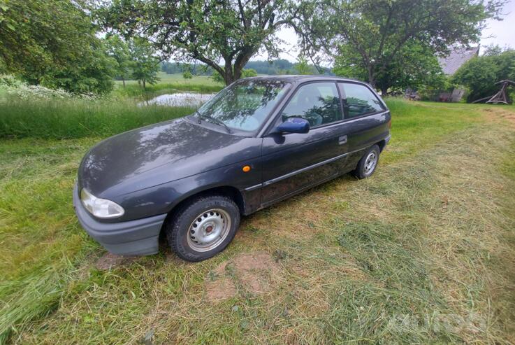 Opel Astra F [restyling] Hatchback 3-doors