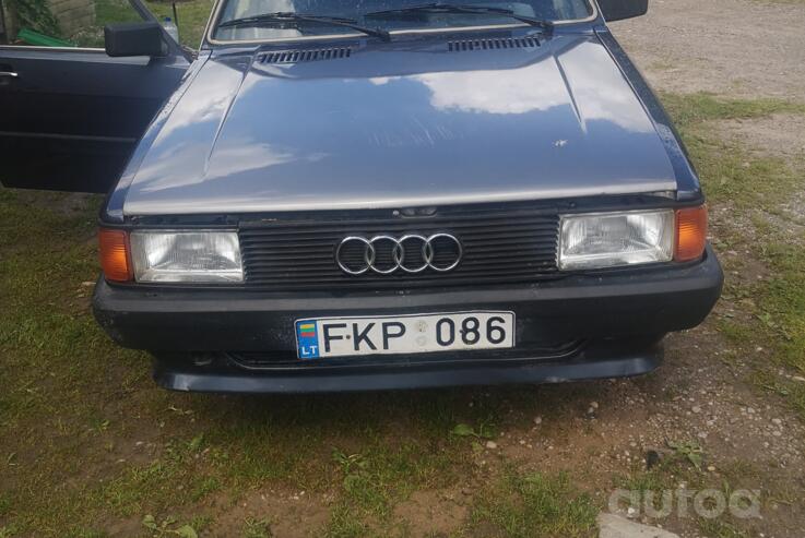 Audi 80 B2 Sedan 4-doors