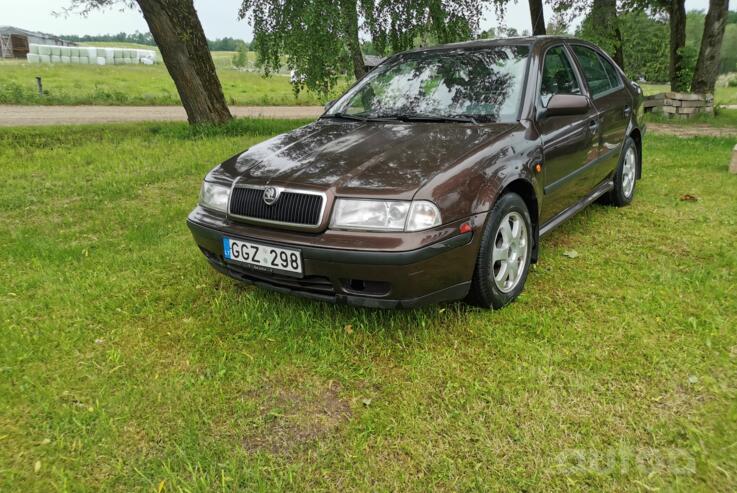 Skoda Octavia 1 generation Liftback 5-doors