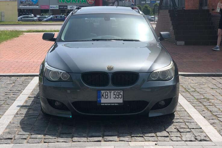 BMW 5 Series E60/E61 Touring wagon
