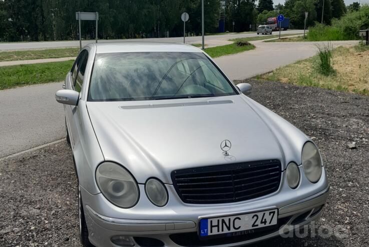 Mercedes-Benz E-Class W211 Sedan