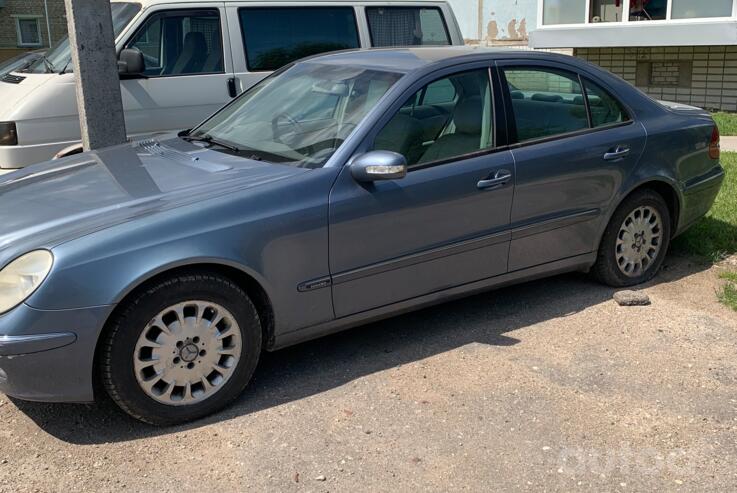 Mercedes-Benz E-Class E 220 wagon