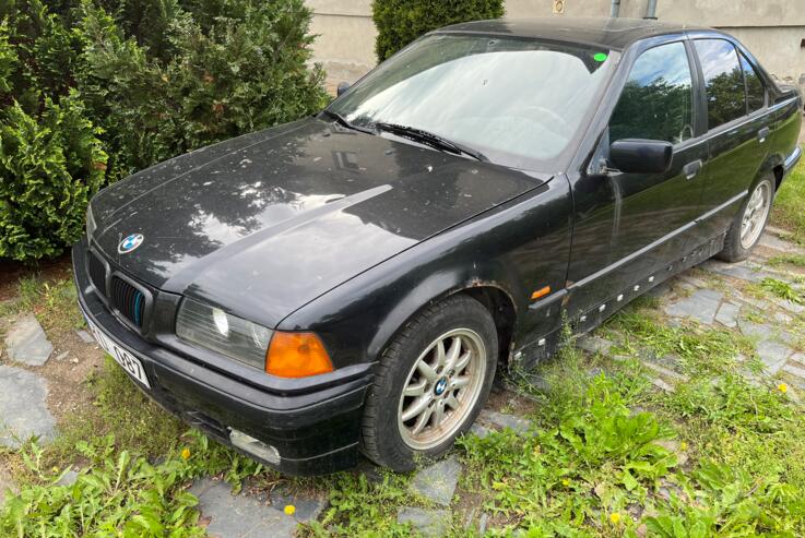 BMW 3 Series E36 Sedan