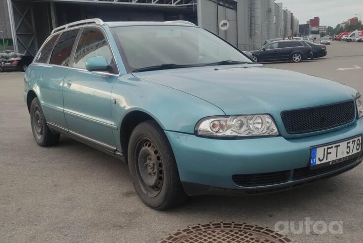 Audi A4 B5 Avant wagon 5-doors