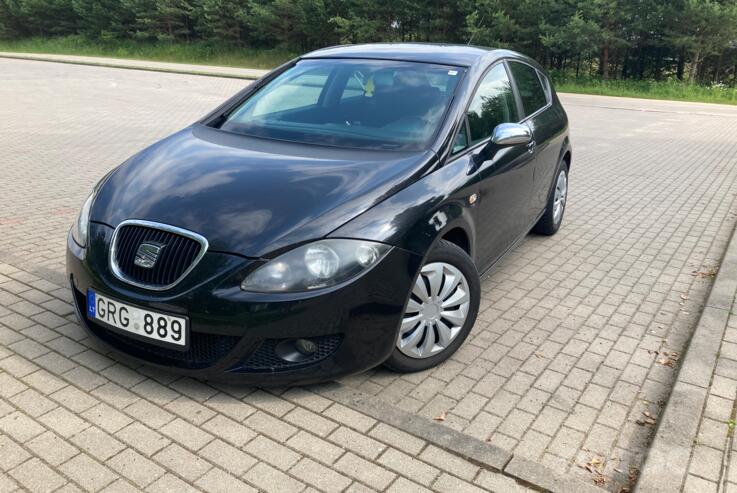 SEAT Leon 2 generation Hatchback 5-doors