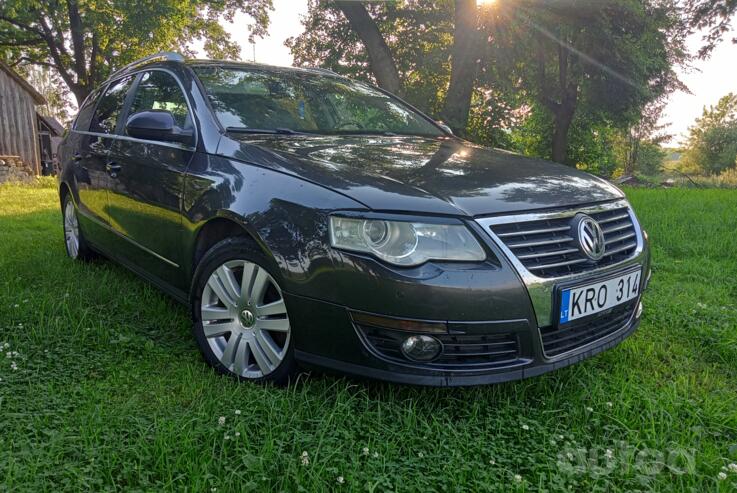 Volkswagen Passat B6 wagon 5-doors