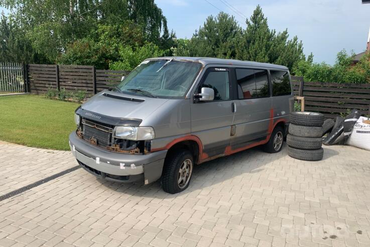 Volkswagen Multivan T4 Minivan