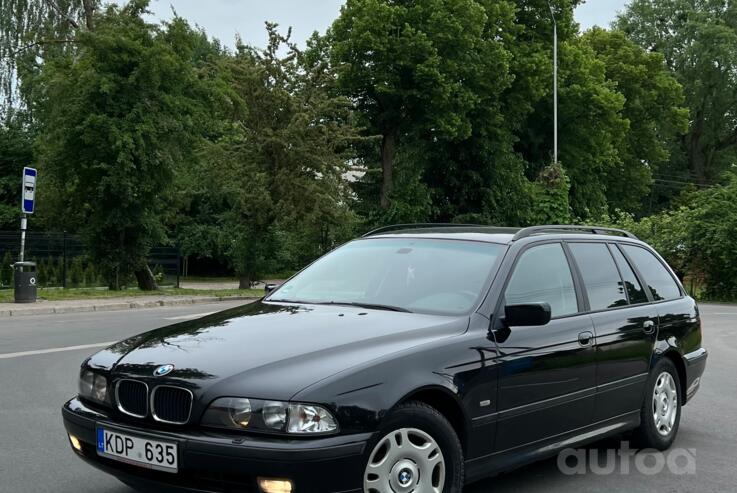 BMW 5 Series E39 Touring wagon